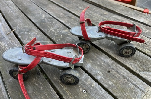Ancien paire patin roulette - ancien,