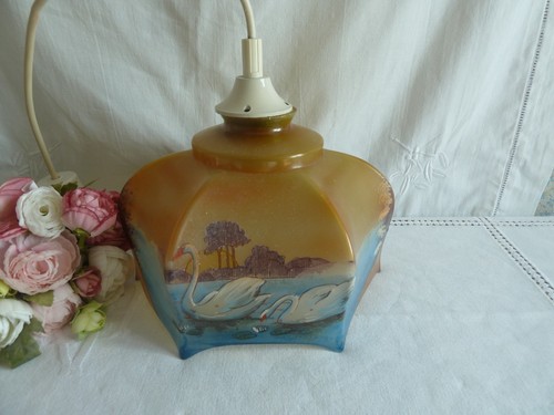 Ancienne suspension verre