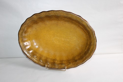 Ancien plat ovale creux