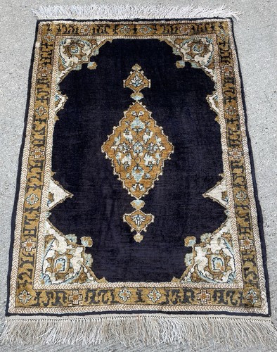 Tapis 80x60cm qöm soie - soie, silk