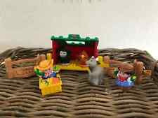 18 ⚜️ Fisher Price Little People Farm Animals Figure