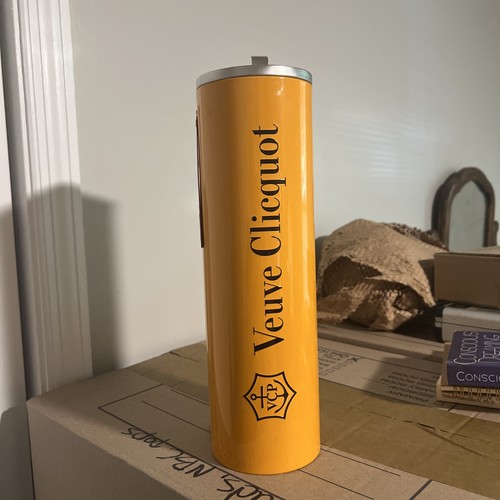Veuve clicquot champagne - veuve,