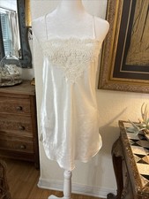 Jonquil Chemise Womens M Cream Boho  Lace Sleep Slip Nightgown Polyester Satin