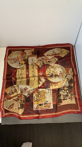 Foulard carré 100 soie 50x50 - 100%,
