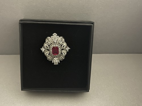Gorgeous simulated ruby - simulated,