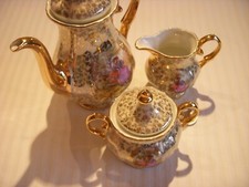 Service Théière / Pot de lait / Sucrier . Signé Fragonard . 