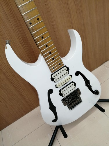 Guitare électrique ibanez - guitare,