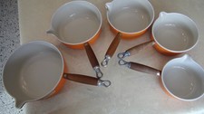 LE CREUSET 5 CASSEROLES en