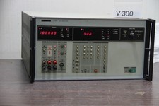 FLUKE 5100B CALIBRATOR Voltage