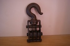 Ancienne poulie triple réa en