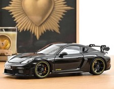 PORSCHE Cayman GT4 RS -