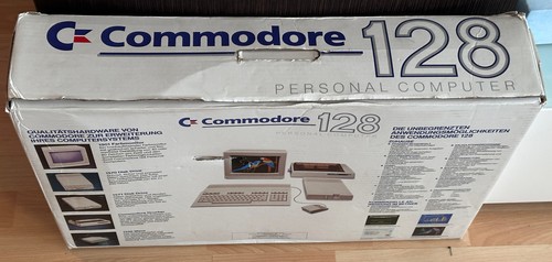 Commodore 128 avec - avec, boîte