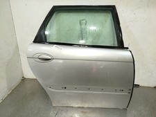 9008J2 porte arrière droit