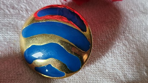 Haute couture bouton vintage