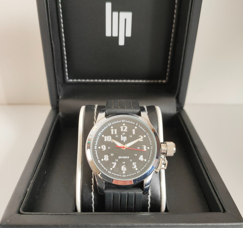 Lip military pilot - military,