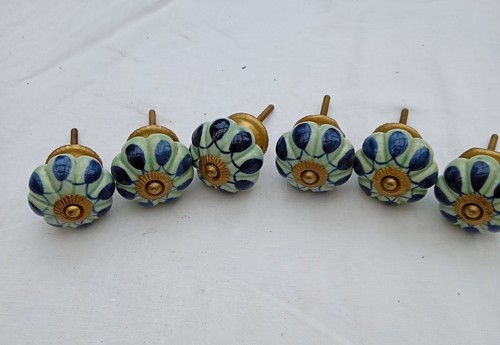 Anciens boutons en - 6,