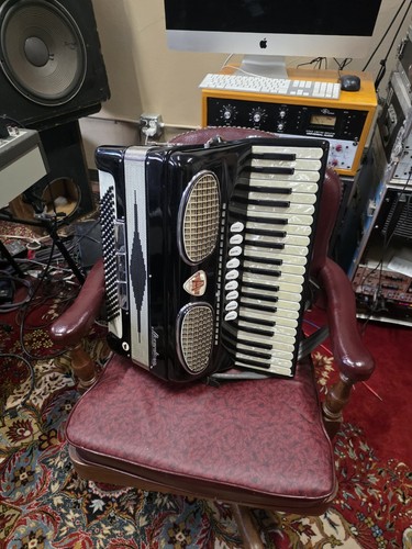 Excelsior accordiana model 320 - excelsior,