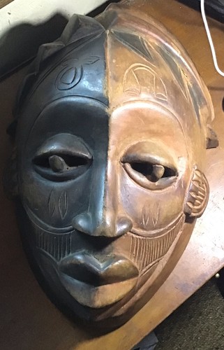 Masque africain bois sculpté - bois,