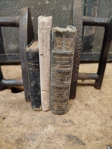 Lot livres religieux missel - lot,
