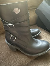 Harley-Davidson Black Leather Motorcycle Boots with Buckle Design