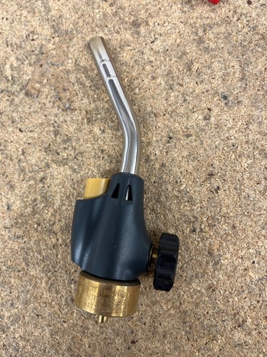 Bernzomatic propane gas torch - bernzomatic,