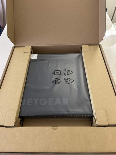 New netgear m4350 - new,