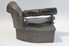 Ancien Fer à repasser à