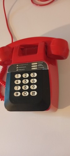 Ancien téléphone rouge - téléphone, et