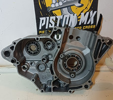 CARTER MOTEUR GAUCHE SUZUKI