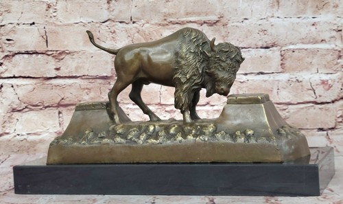 Statue bronze bison - bronze,