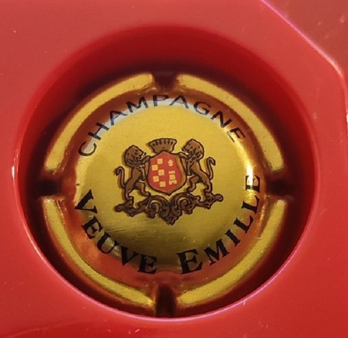 Capsule plaque muselet de - -,