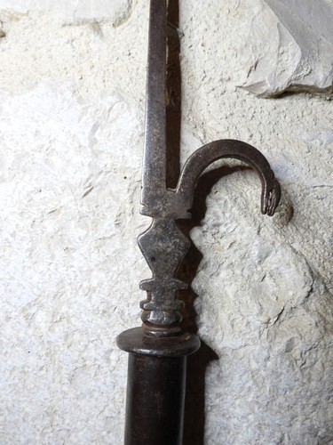 Arme hast médiévale rare - d'hast,