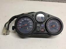 UN COMPTEUR COMPTE TOUR