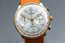 [avec boîte papier] Montre