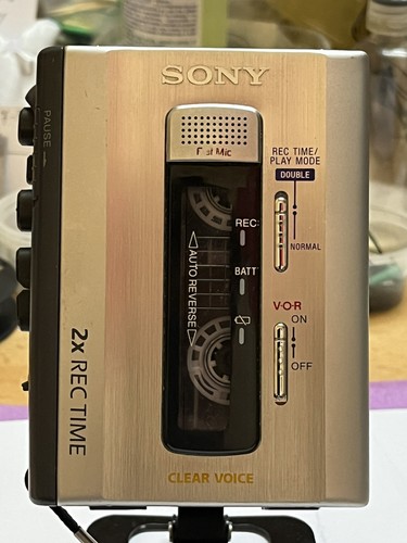 Sony portable cassette - 🟡sony,