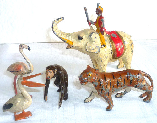 Anciens animaux plomb - plomb, peint