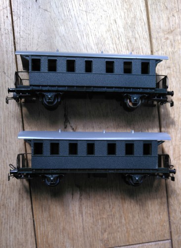 Train miniature deux - deux, wagons