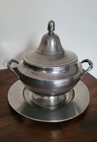 Vintage soupière avec plat - vintage, en