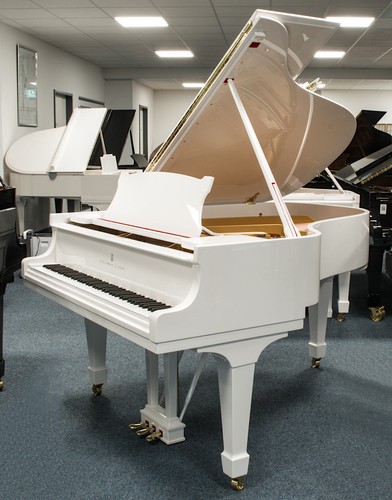 Piano queue steinway - queue,