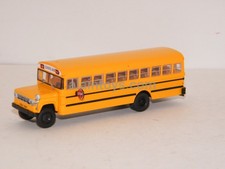 DODGE S 600 SCHOOL BUS JAUNE