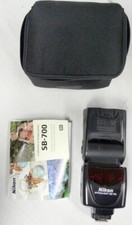 Nikon Speed Light SB-700 Hot Shoe Mount Camera Flash Unit w/ Manuals & Case!