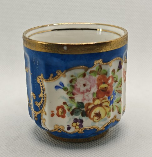 Sèvres xviiie tasse litron - sèvres,
