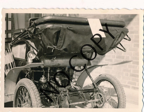 Photo ancien véhicule auto - photo,