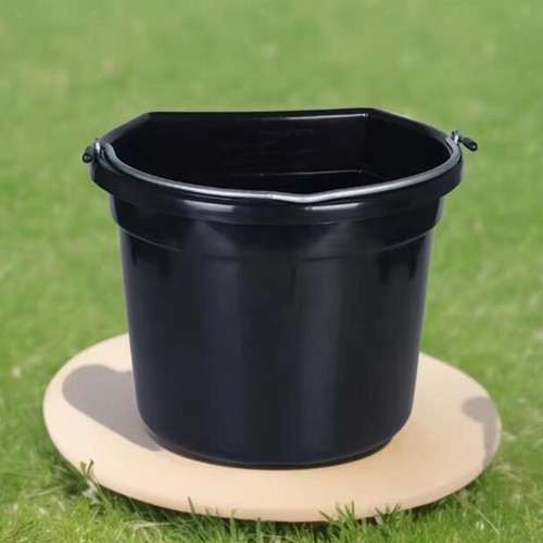Seau eau pour chevaux - à,