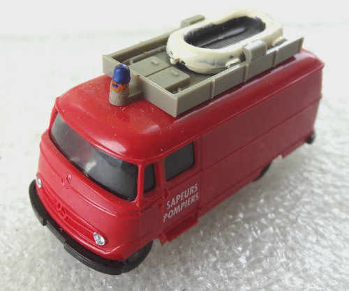 Wiking camionnette - 1/87,