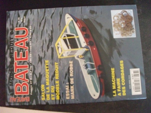 Modèle réduit bateau - **u,