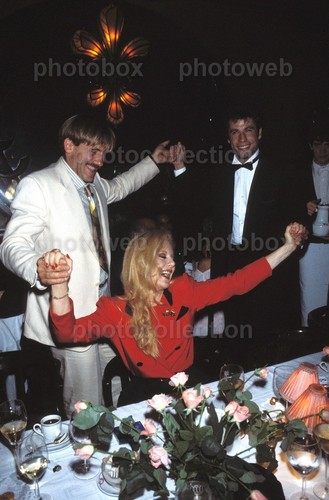 Sylvie vartan exclusive - *,