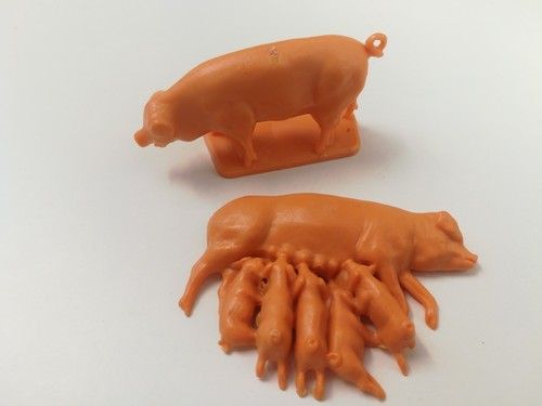 Figurine 1970 papa cochon - 1970, +