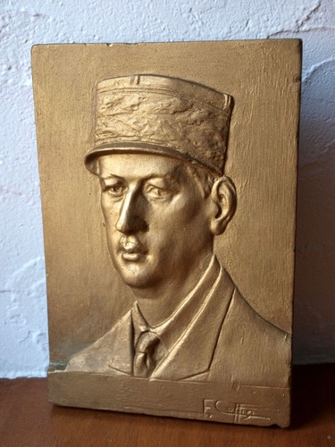 Gaulle plaque - gaulle:,