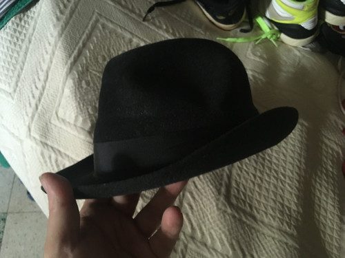 Très beau chapeau - , noir